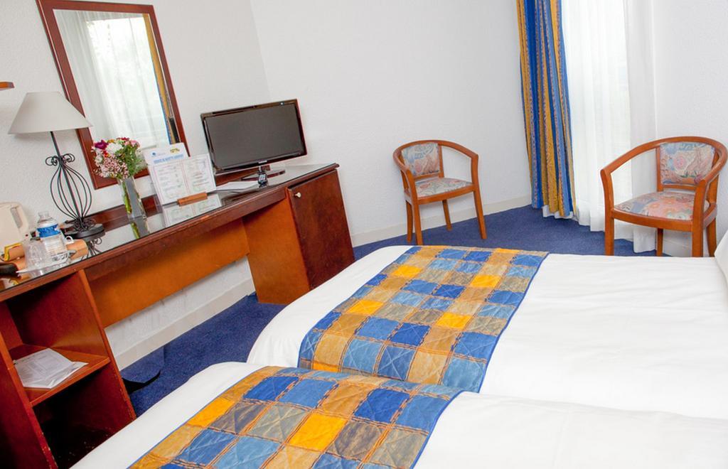 Hotel Air Plus Орлі Номер фото