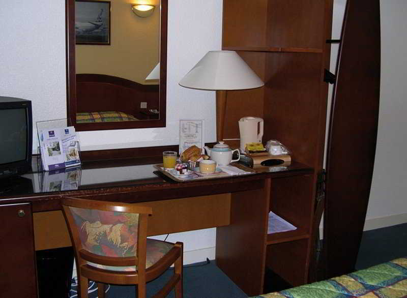Hotel Air Plus Орлі Номер фото